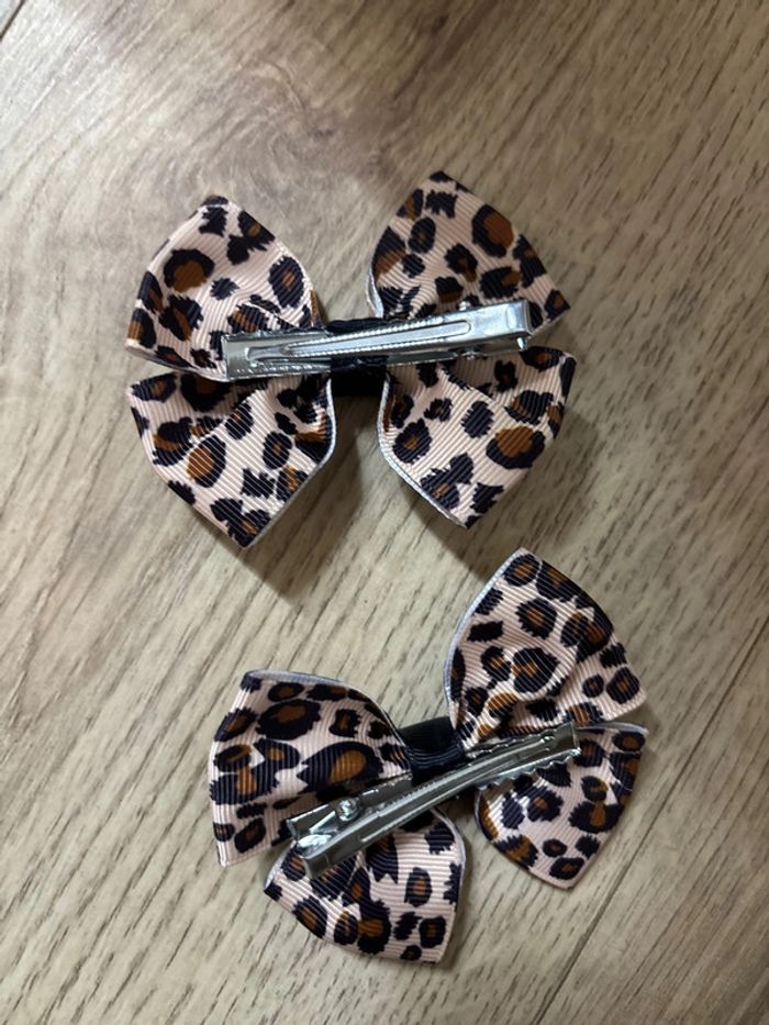 2 Pince à cheveux léopard - photo numéro 2