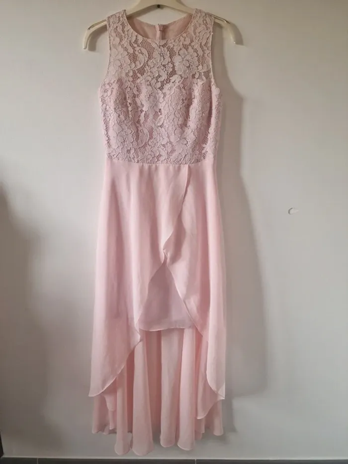 Robe de cérémonie