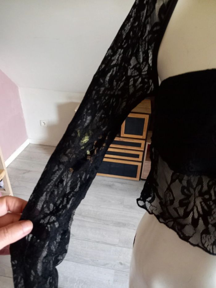 Jolie haut sexy taille S - photo numéro 3