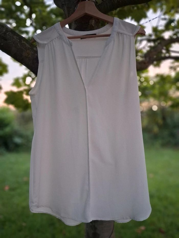 Blouse fluide sans manches crème taille M - photo numéro 2