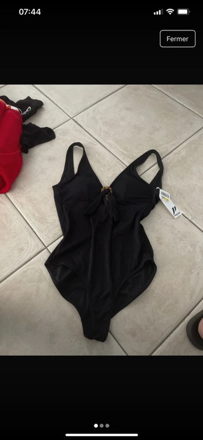 Maillot de bain Xl neuf