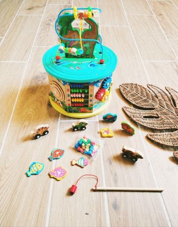 👶Jeu d'éveil - Grand cube multi activités 12 en 1 en bois et plastique 