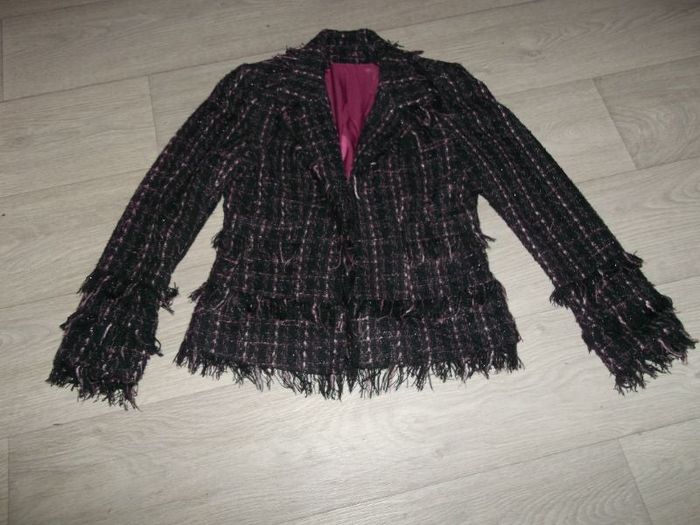 Veste SERENA KAY tweed noir et rose frangée taille 38 TBE