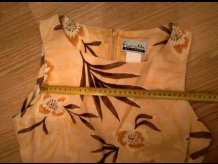 Robe. Femme . été. Fiorella Di verdi. Taille 36 - photo numéro 17