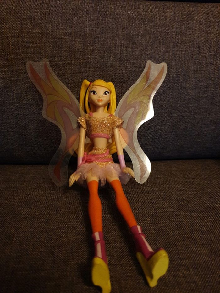 Poupée winx - photo numéro 3