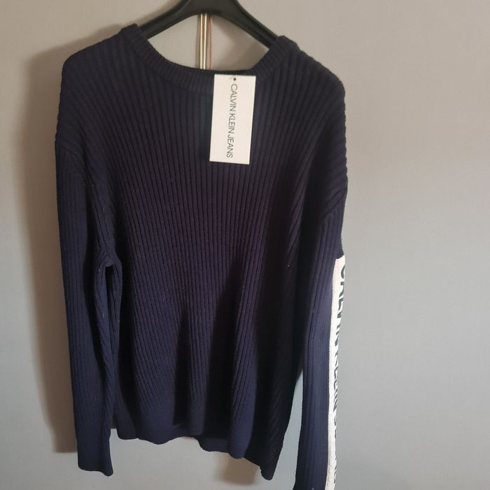 Calvin Klein pull T.S Neuf