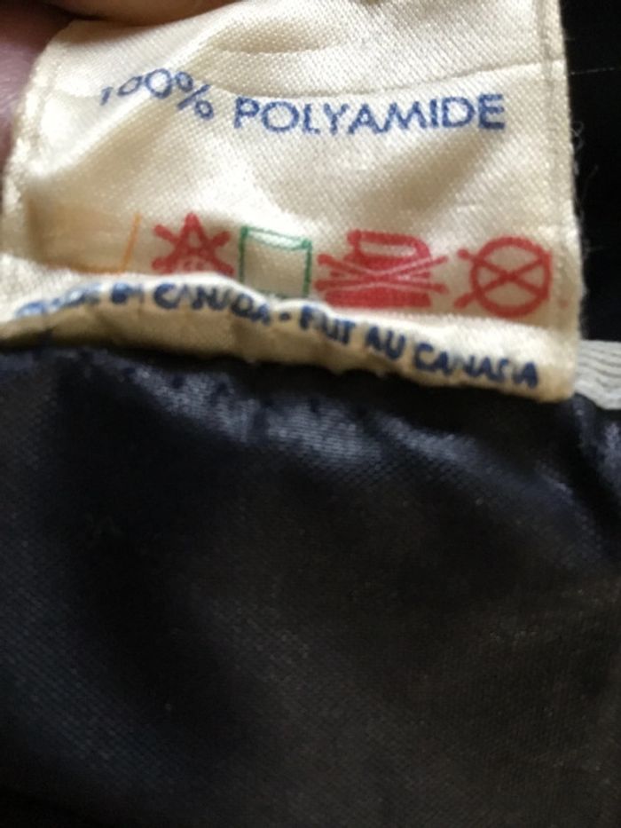 Coupe-vent 1/4zip à capuche pour homme Kway bleu marine fabriqué au Canada taille L 079 - photo numéro 17