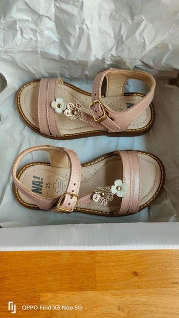 Sandales fille Na taille 25