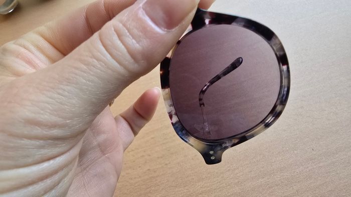 Lunette de soleil - photo numéro 5