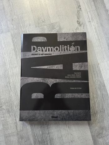 Livre Daymolition raconte le rap français