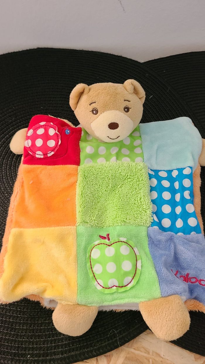 Doudou Ours Kaloo - Dessin Pomme Escargot - photo numéro 2