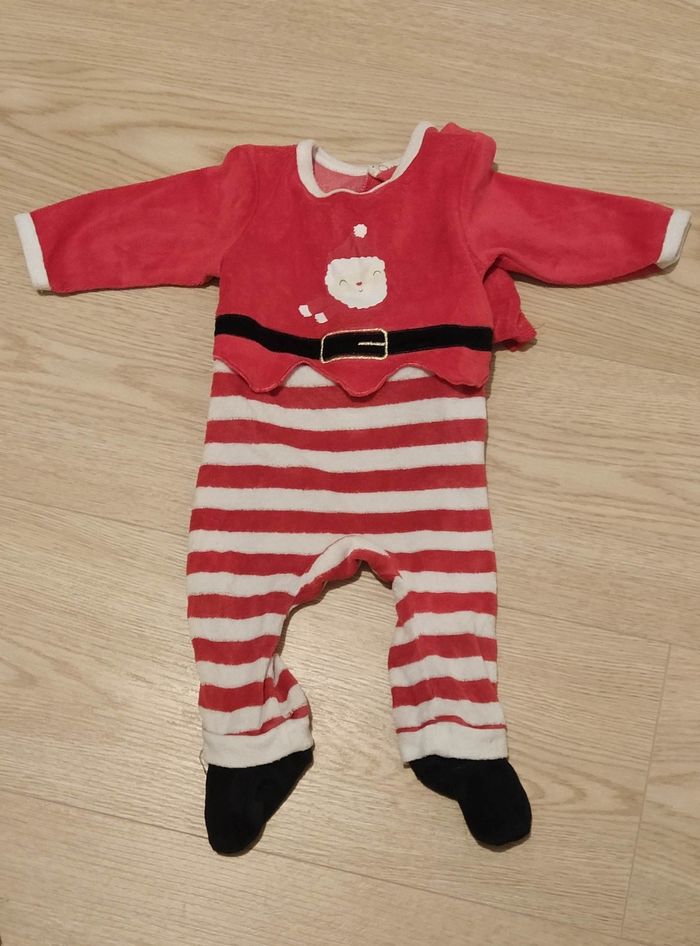 Pyjama Noël taille 3 mois - photo numéro 3