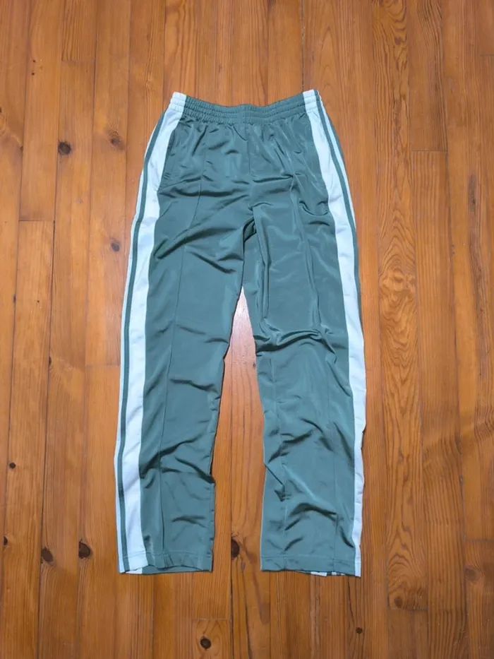 Pantalon Adidas - Adibreak - À boutons - Olive, blanc - Taille L - photo numéro 2