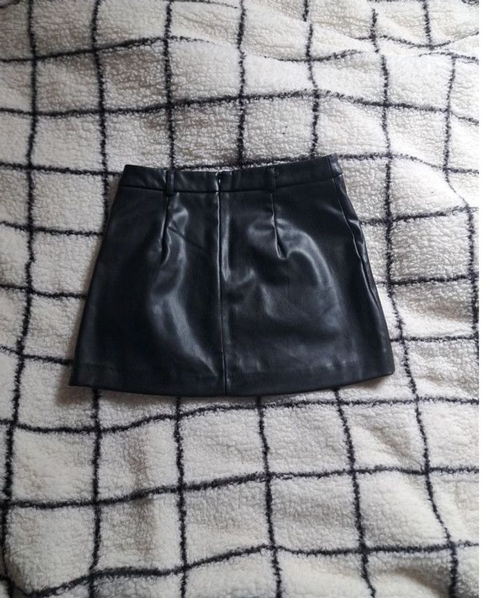 Jupe simili cuire Zara taille 34 - photo numéro 3
