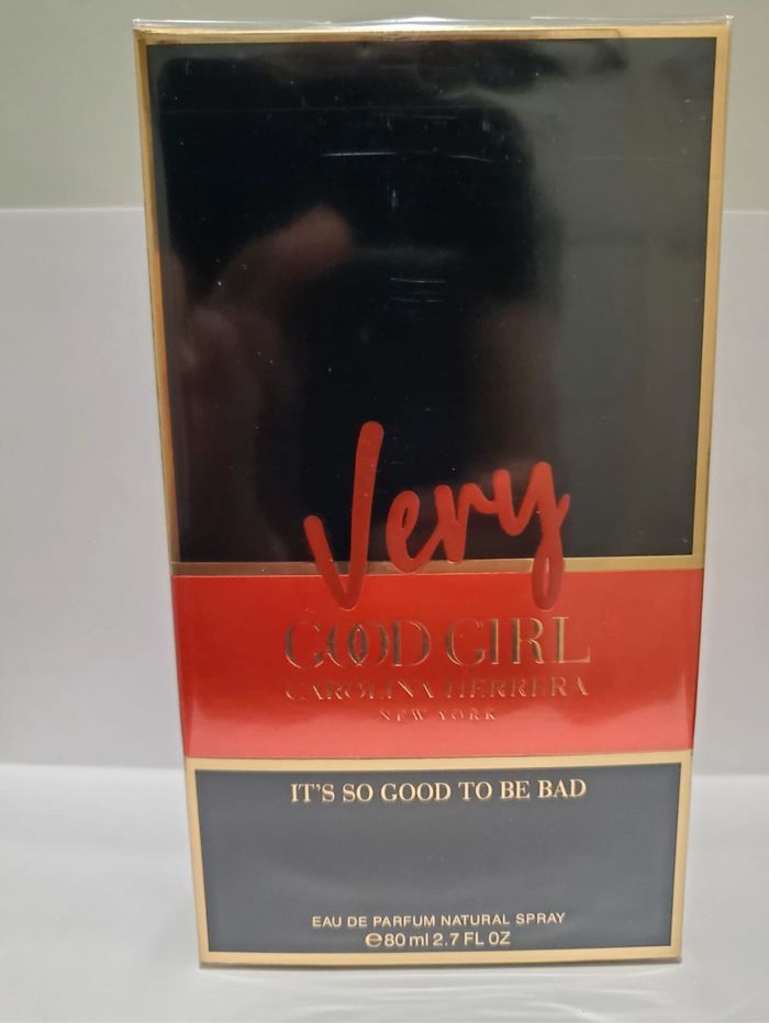 Good girl Carolina Herrera