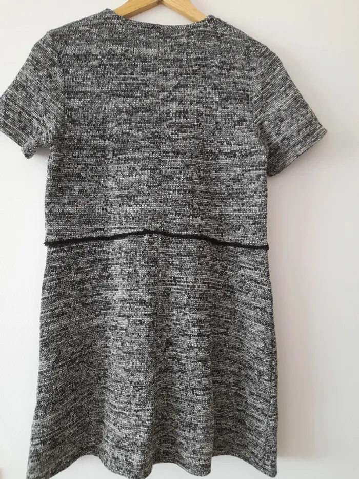 Robe courte forme droite - photo numéro 5