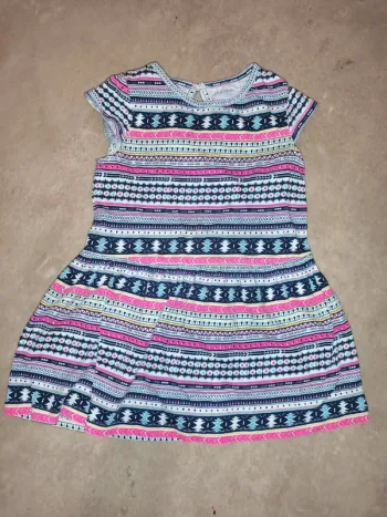 Robe sans manches taille 24 mois marque Pat et Ripaton