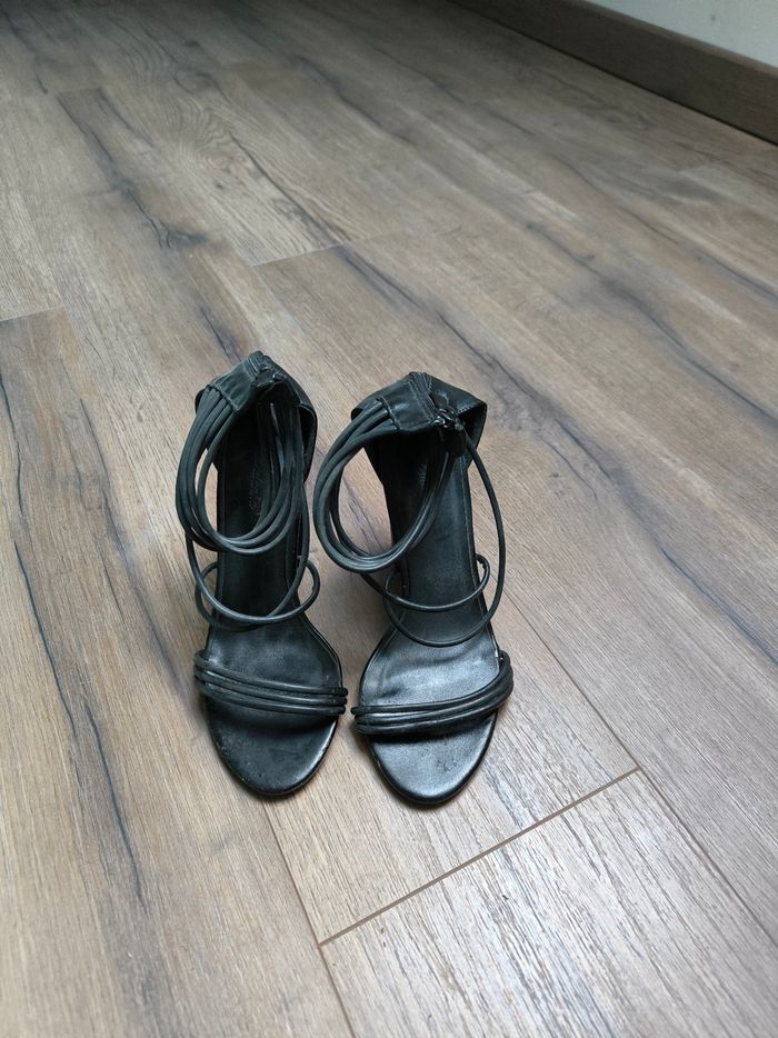 Sandales à talons