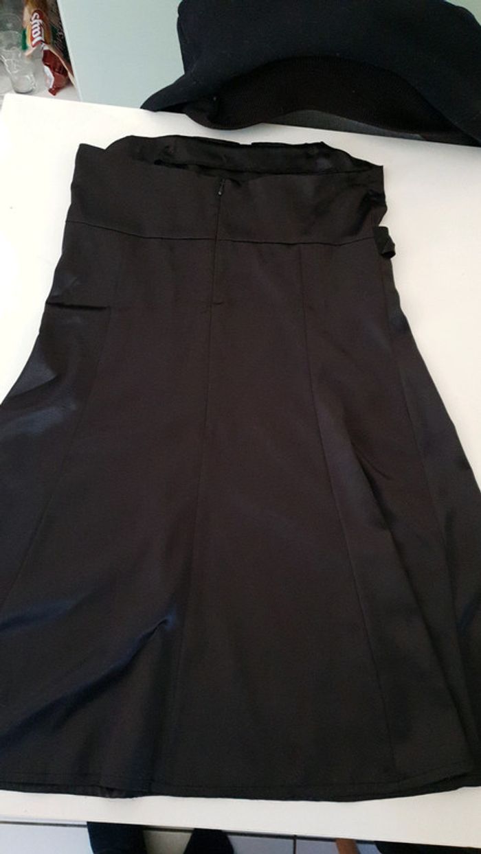 Robe noire - photo numéro 3