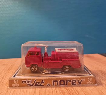 Mini Jet Norev 434 Volvo Pompiers