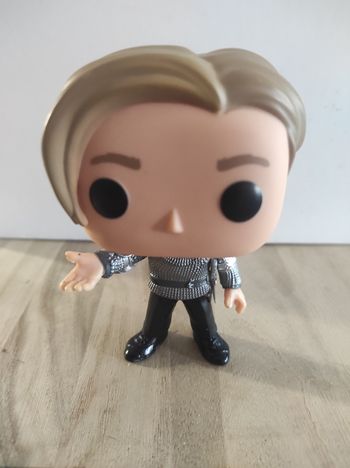 Figurine Funko pop Romeo 708 SANS boîte ( Roméo et Juliette )