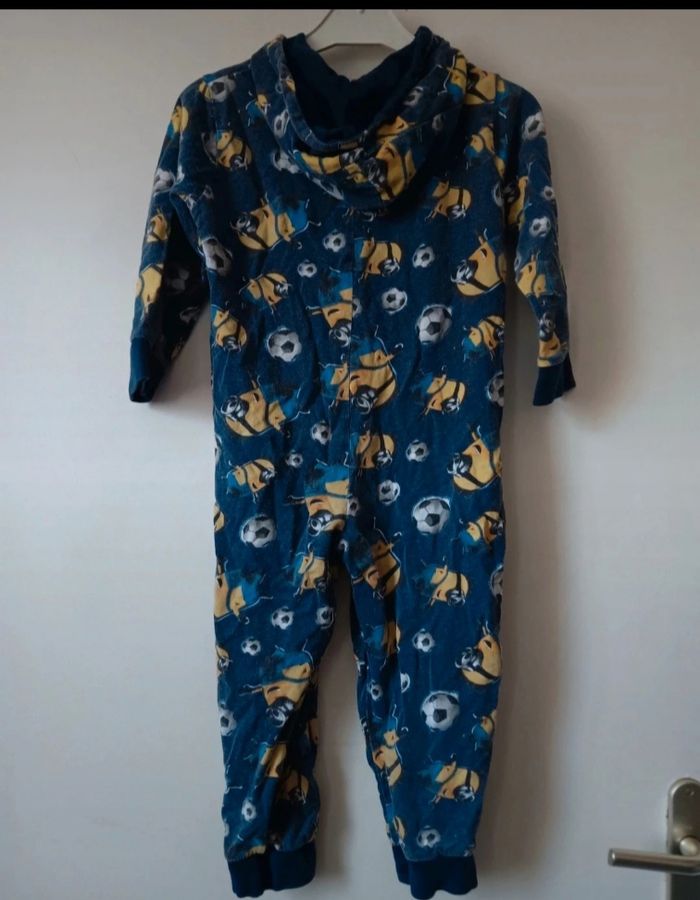 Pilou pilou minion 4ans - photo numéro 2