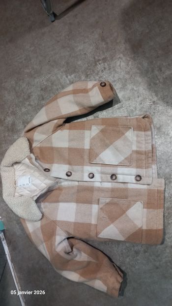 Veste chaude vertbaudet fille 10 ans tbe