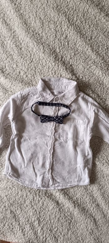Chemise et noeud papillon taille 12/18 mois