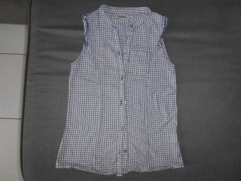 Haut (Tape à l'oeil), taille: 8 ans à 0,50 EURO