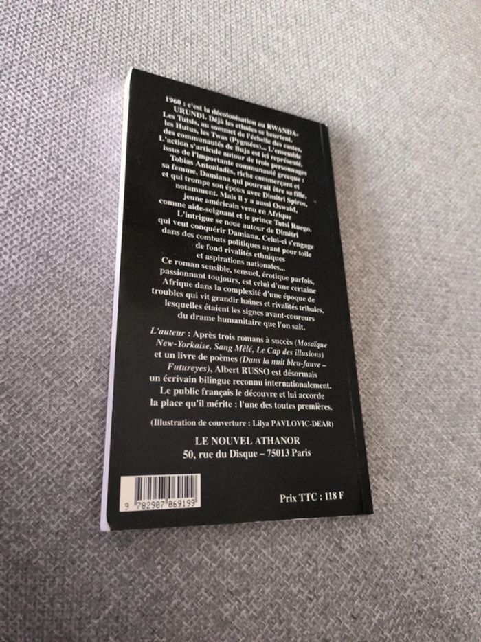 Eclipse sur le lac tanganyika - photo numéro 2