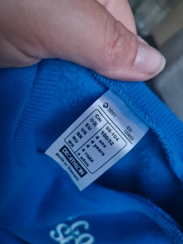 Pull bleu bien chaud - photo numéro 3