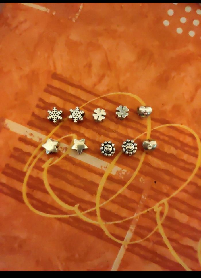 Lot de 10 perles argentées divers 2