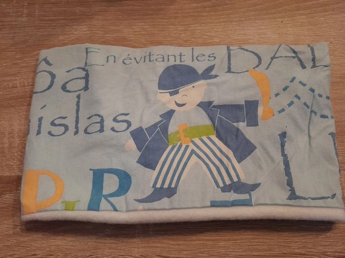 Tour de coup snood coton pirate et intérieur polaire
2‐3ans