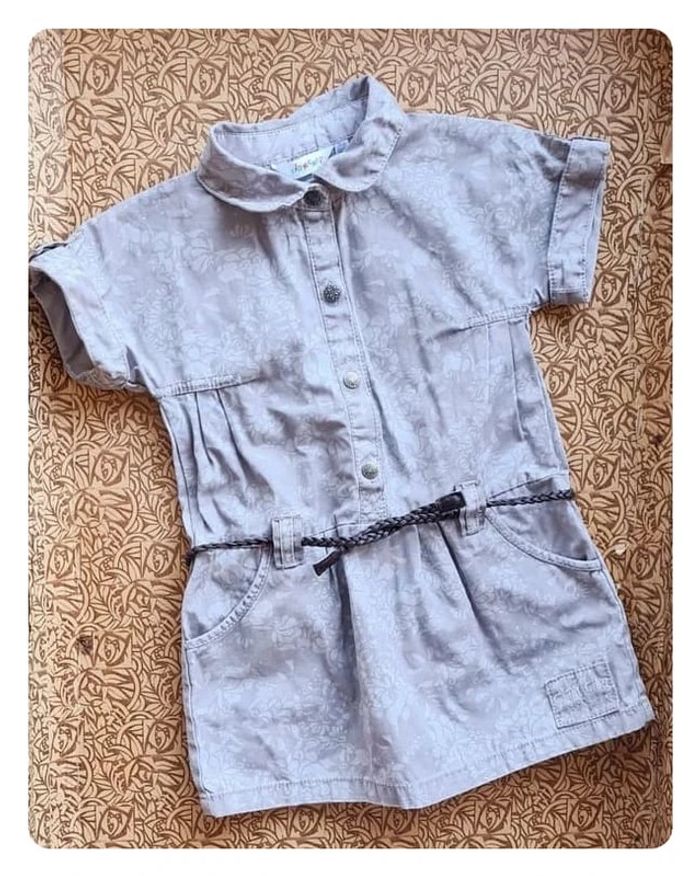 🌼 👗 Kidkanaï – Robe chemise 24 mois – Imprimé floral discret & ceinture tressée