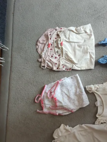 Body bretelle 9/12 mois