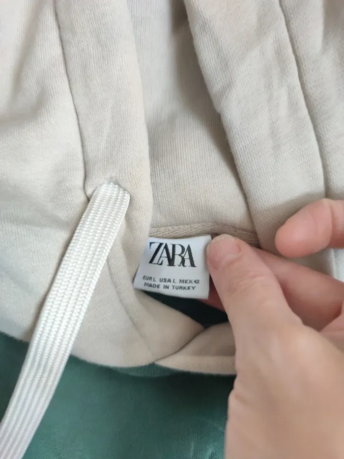 Sweat à capuche Zara taille L - photo numéro 3