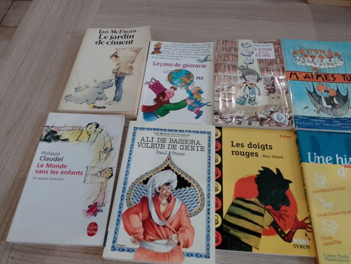 Lot de 10 livres de poches divers (6) - photo numéro 2