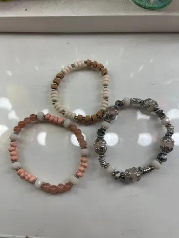 Lot 3 bracelets fantaisie adopt