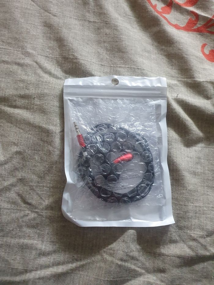 Écouteurs intra-auriculaires - photo numéro 2