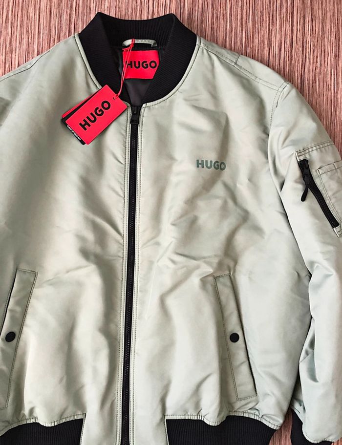 Bomber Hugo Boss Neuf - photo numéro 2