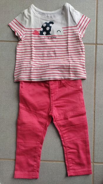 Ensemble t-shirt MC et pantalon T.12 M