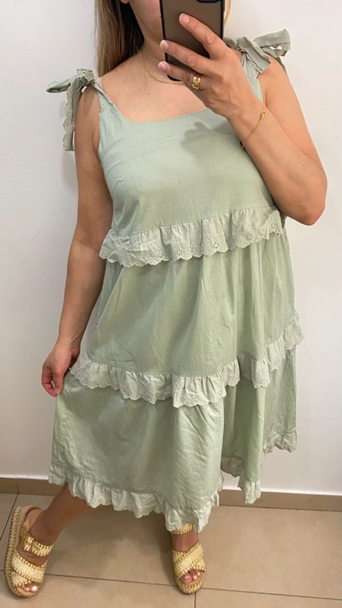 Robe Romantique Avec Broderie Et Bretelles A Nouer Taille 38 - photo numéro 2