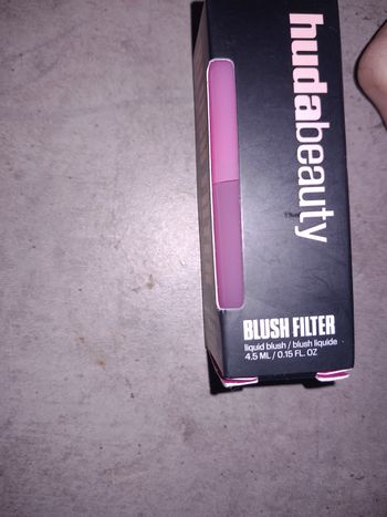 Blush huda beauty 