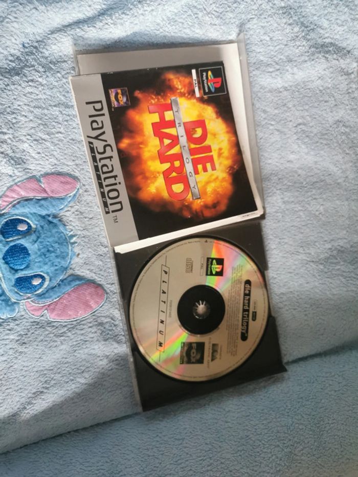 Jeu PlayStation 1 due hard trilogy - photo numéro 3