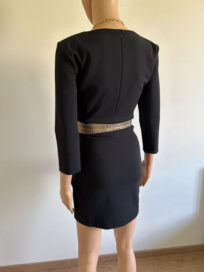 Robe noire et dorée Astrid Black Label taille M jamais portée - photo numéro 8