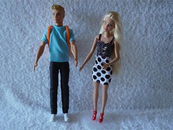 Lot n°4 : Barbie et Ken