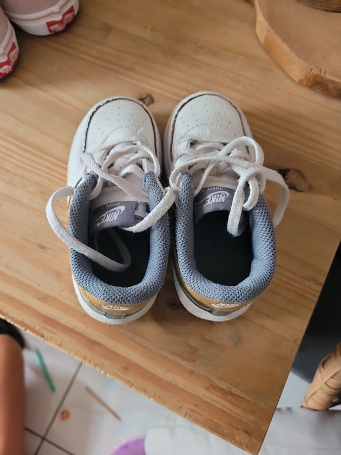 Baskets air force pointure 25 - photo numéro 6