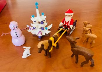 Playmobil - Père  Noël sur  son traîneau