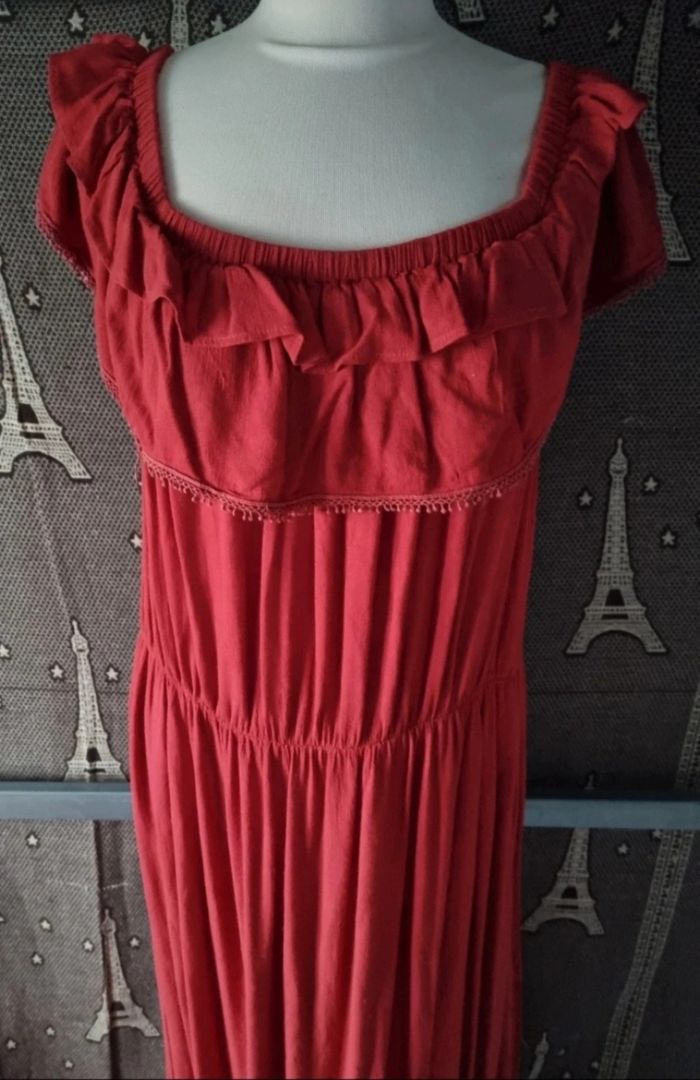 Robe longue bordeaux large taille 42 - 48 voir plus - photo numéro 2
