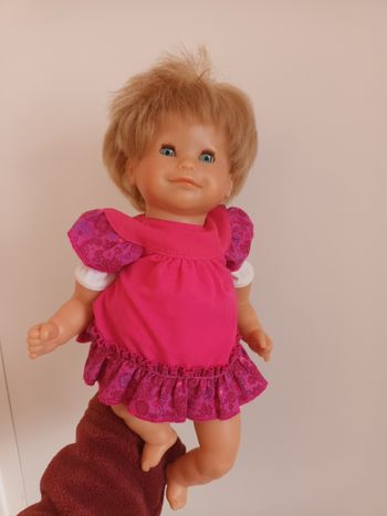 Poupée corolle 31cm avec cheveux blond et robe corolle